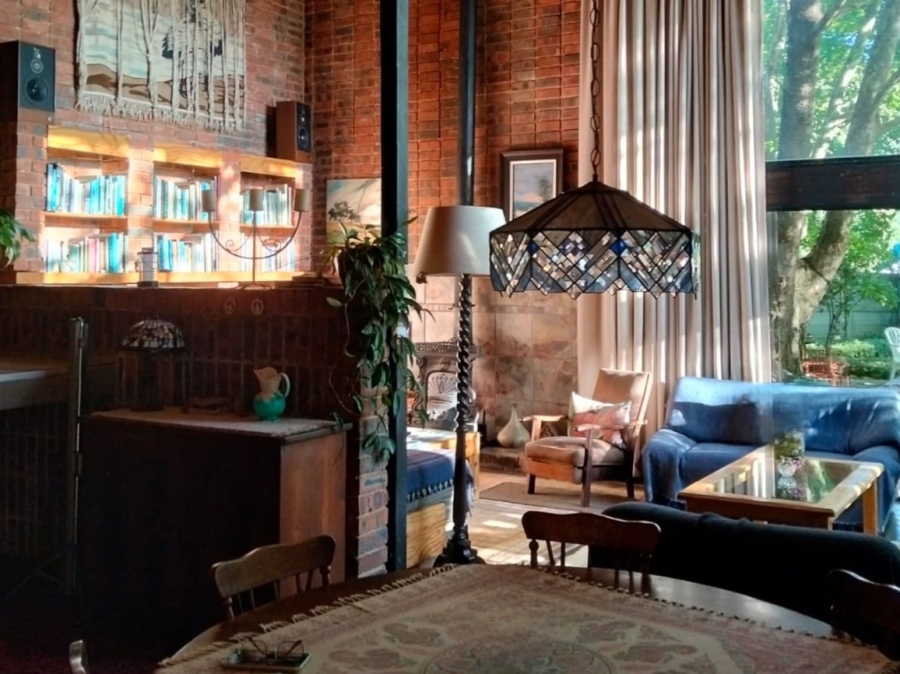 5 Bedroom Property for Sale in Clarens Free State